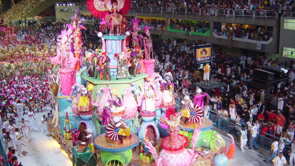 Rio Karnavalı gecit töreni