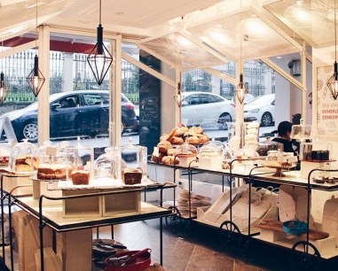 grandma-bakery-topagaci