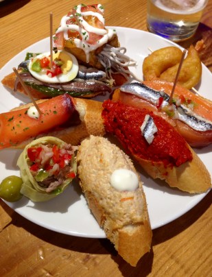 pintxos-tabagi-san-sebastian-donostia-bask-bolgesi-ispanya