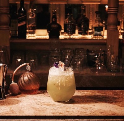 arnavutkoy-alexandra-cocktail-bar-istanbul