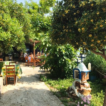 taverna-agias paraskevi-makri-alexandroupoli-yunanista