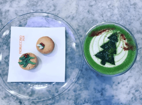 Palm Vaults, glitter latte